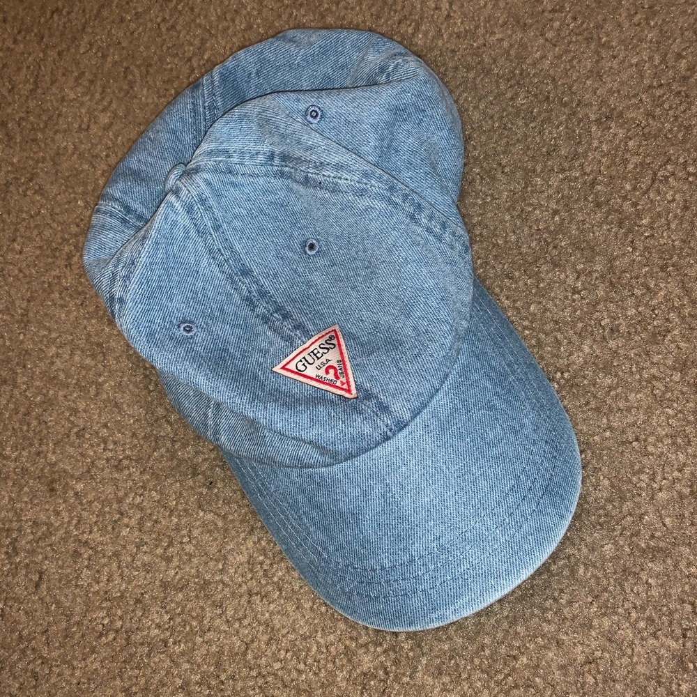 Guess hat